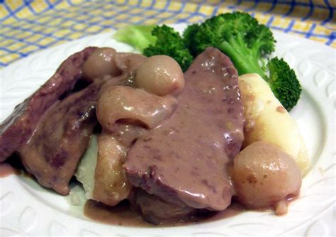 Easy Round Steak With Mushroom Soup Gravy Recipe - Food.com