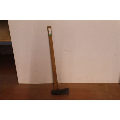 *Splitting Axe - Bodnarus Auctioneering