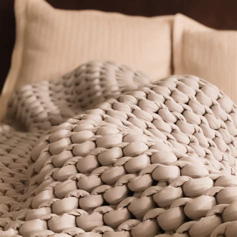 11 Best Weighted Blankets 2023 | Benefits for Sleeping & Calming Anxiety