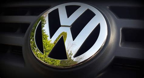 volkswagen financial services appoints sales director