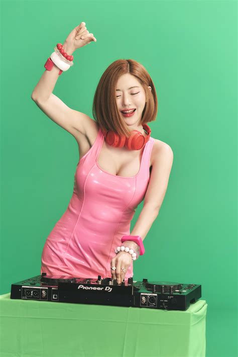 玖壹壹新歌MV邀百萬女神助陣 DJ SODA火辣入鏡｜緯來新聞網