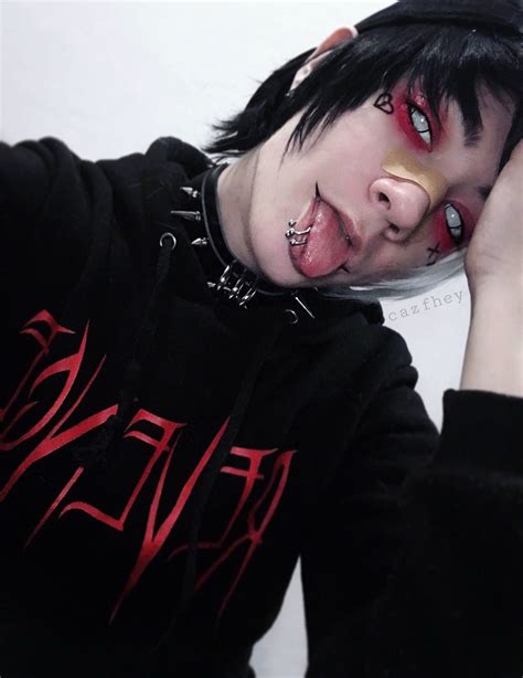 Goth Eboy | Cute eyeshadow looks, Cute emo girls, Emo boy hair