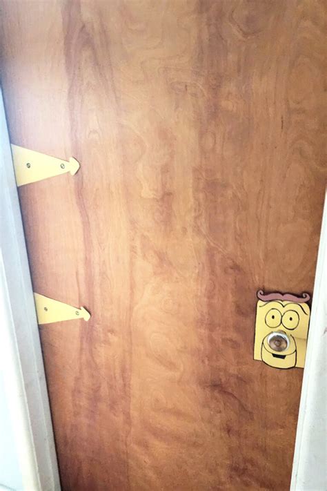 12 Creative Halloween Door Ideas