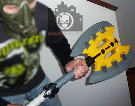 Urban Taggers.: Review: Nerf N-Force Warlock Axe