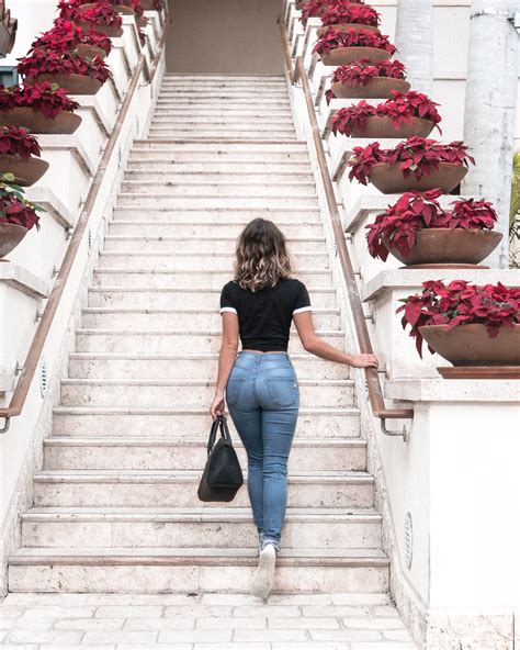 The Lazy Girl's Shopping Outfit — VICKY JUSTIZ