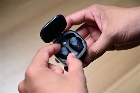 Trên tay Noble Falcon ANC: True Wireless thiên bass, Bluetooth 5.2, có ...