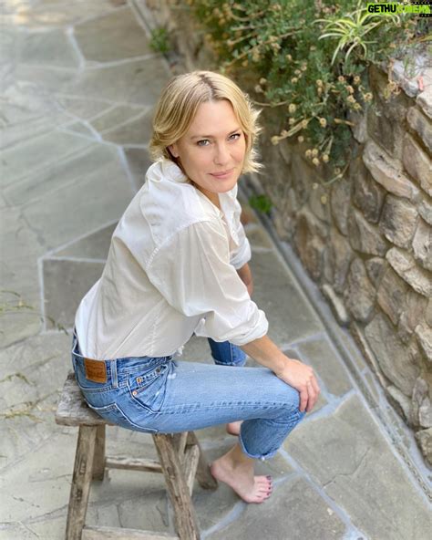 Robin Wright Wiki, Biography, Age, Gallery, Spouse and more