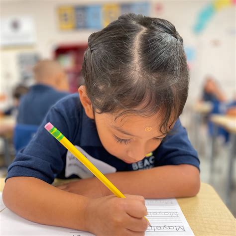 Training experts explain beach to beacon prep and hydration tips 11