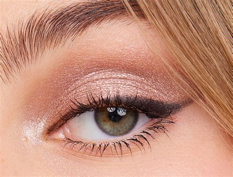 How to Apply Eyeliner Perfectly Every Time | goop