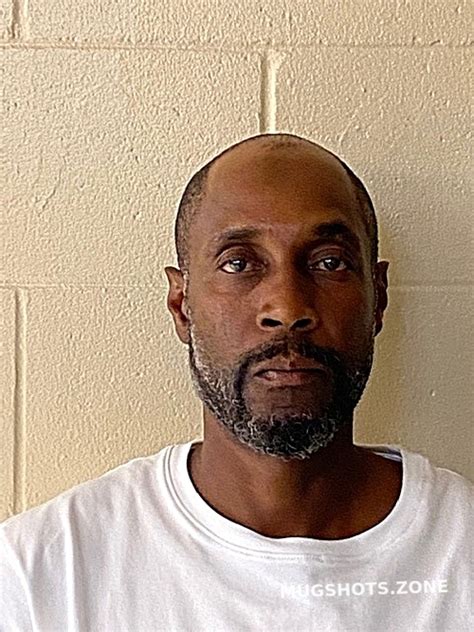 HOWARD JAMARCUS TREMEIN 11/18/2022 - Levy County Mugshots Zone