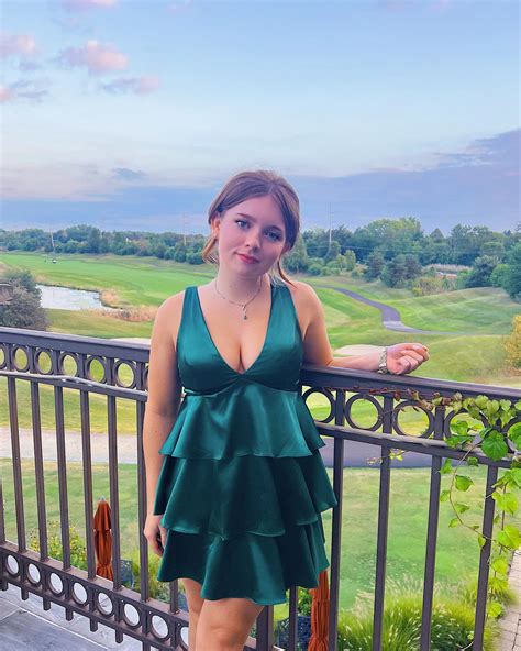 cassidy collier ☆ (@cassidy.rose) • Instagram photos and videos