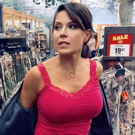 tig O bitties (43 F milfy mom of 3) : MomsGoneMild - EroFound