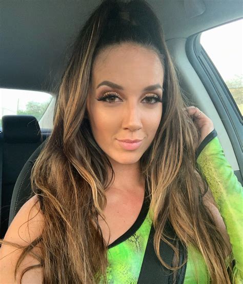 Chelsea Green | Scrolller