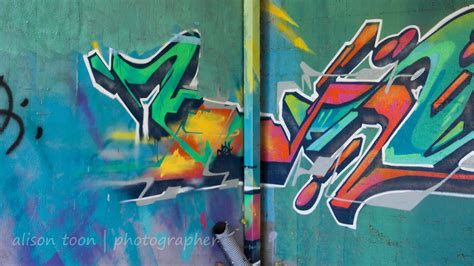 ALISON TOON | PHOTOGRAPHER | Street art, textures, graffiti and rust