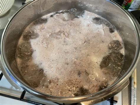 圧力鍋で簡単！豚バラ軟骨（パイカ）のとろとろ煮込み | のんびり気ままな二人暮らし