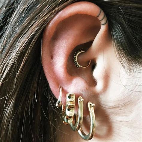 Step up your ear game: the helix tattoo