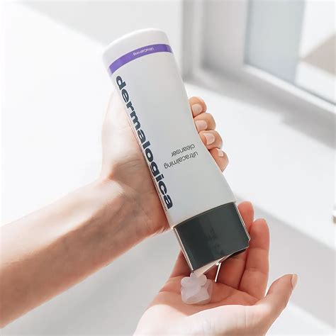 How to Use Dermalogica Ultracalming Cleanser on Your Face – Heaven