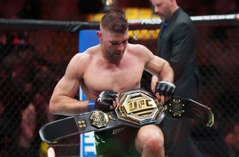 UFC champion Dricus du Plessis clears the air on UFC 300 rumours