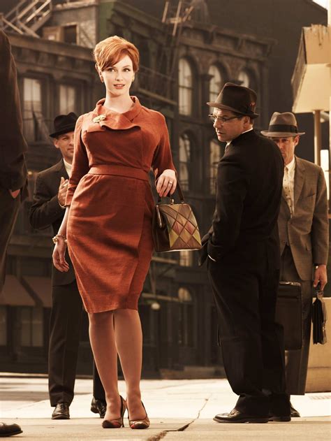 Christina Hendricks Body Measurements - Size, Height, Weight - Antonio