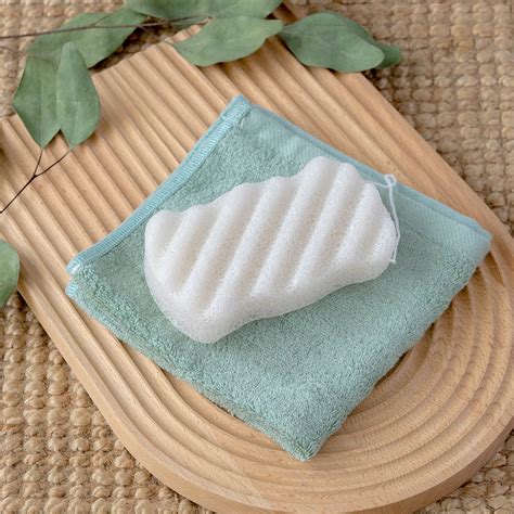 konjac body shower sponge