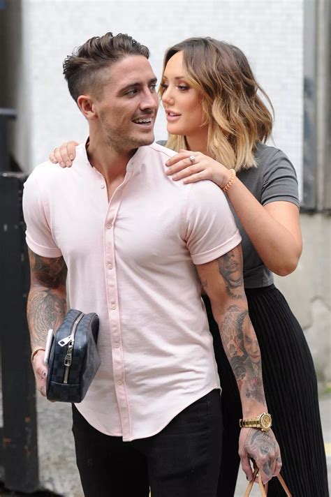 Hottest Women Celebrity's Love Life: A Complete Timeline Image 12