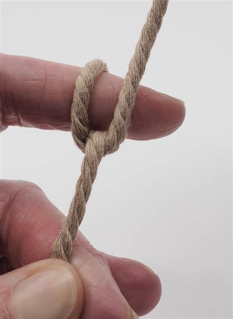 single finger knitting