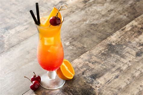 Sex on the Beach Cocktail Recipe | Recipes.net