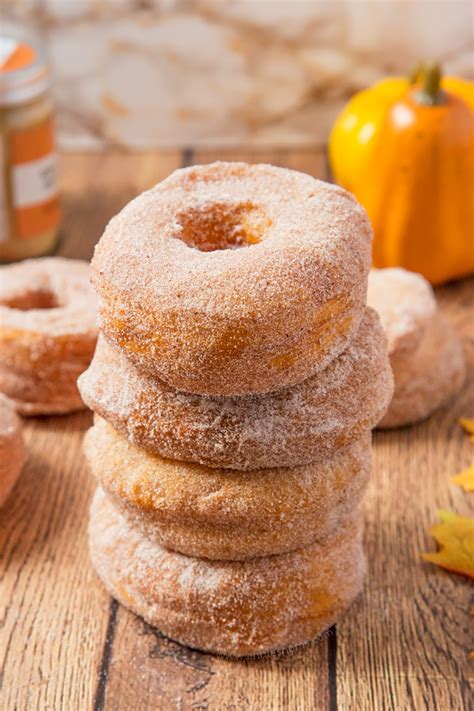 Pumpkin Spice Croissant Doughnuts - Annie's Noms