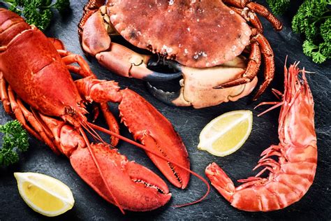 What is the Difference Between Crab and Lobster? | Seafood University