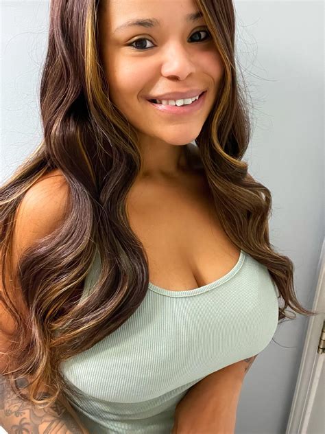Caucasian x African American x Puerto Rican : r/MixedRaceGirls