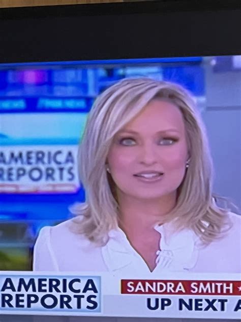 Pin by Michelle McNeely on Hairstyles and exercise | Sandra smith