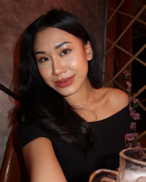 𝐌𝐄𝐋𝐈𝐒𝐒𝐀 𝐀𝐔𝐑𝐄𝐋𝐋𝐈𝐀 𝐐𝐔𝐄𝐊 (@melissaaurellia_) • Instagram photos and videos