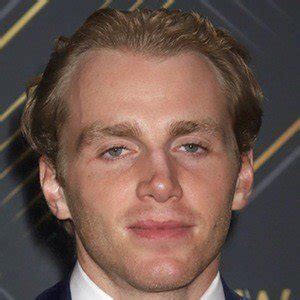 Patrick Kane (Hockey Player) - Age, Birthday, Bio, Facts, Family, Net ...