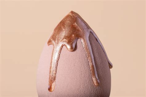 bronzing drops  leave skin glowing youthful   women