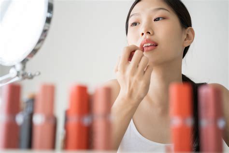 10 Timeless Asian Beauty Secrets to Unlock Ageless Radiance