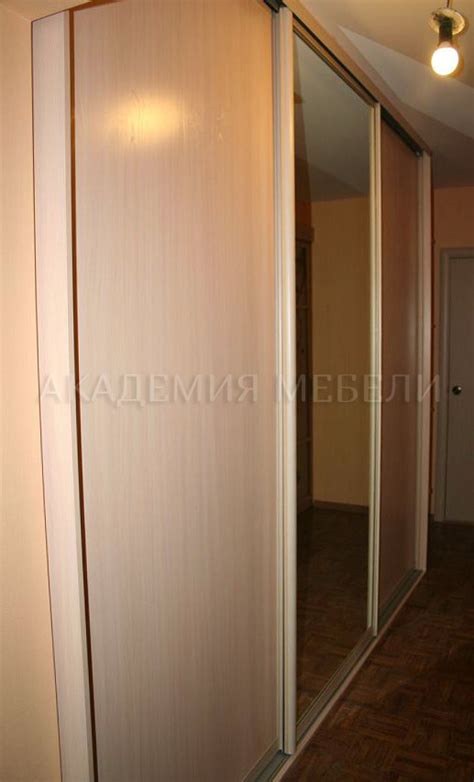 Светлый шкаф-купе купить в Томске, фото и цена