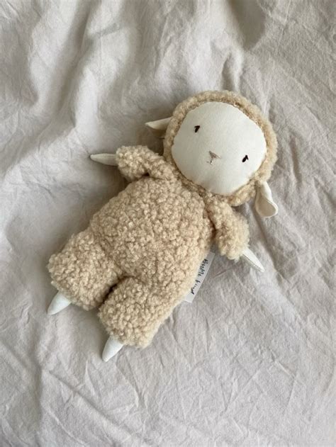 Мягкая игрушка овечка, стильная игрушка, игрушки эстетика | Dolls ...