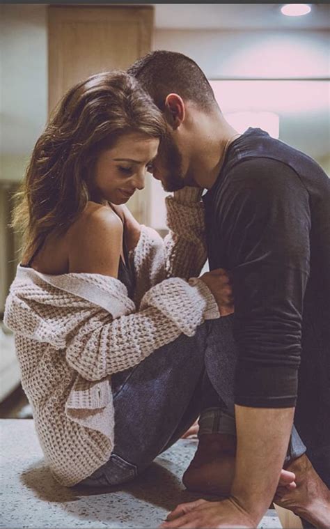 couples photoshoot home love paare fotografie paarfotos romantische