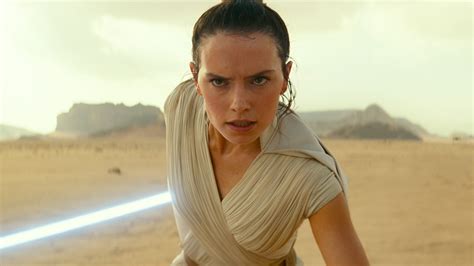 Daisy Ridley Mentions She Might Be Interested in Returning to Star Wars