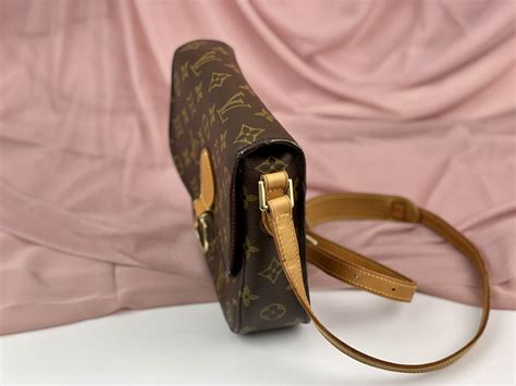 Louis Vuitton Saint Cloud MM - Brand Bag Girl
