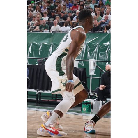 kixstats.com | NBA Players kicks stats | Thanasis Antetokounmpo sneakers