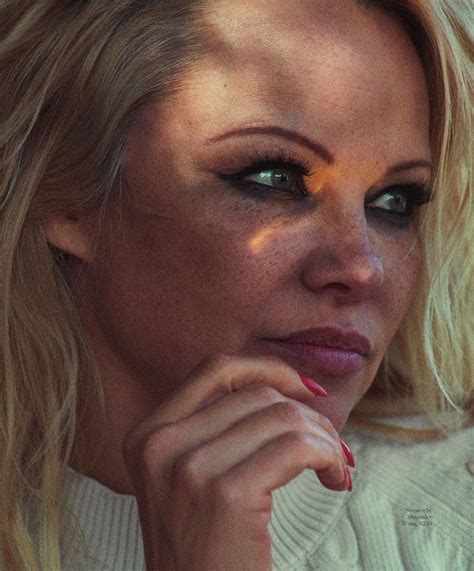 CelebMafia - Celebrity Style, Fashion, Clothes, Outfits, Photos, GIFs