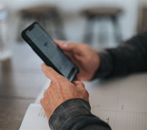 How to create pdf files and edit them on my mobile phone?
