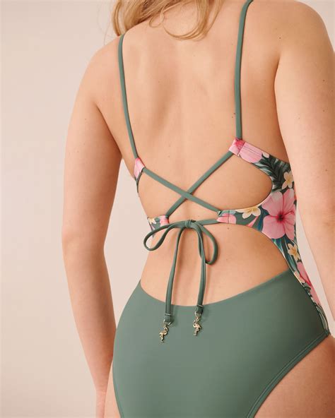 RESORT GETAWAY Strappy Back One-piece Swimsuit | la Vie en Rose
