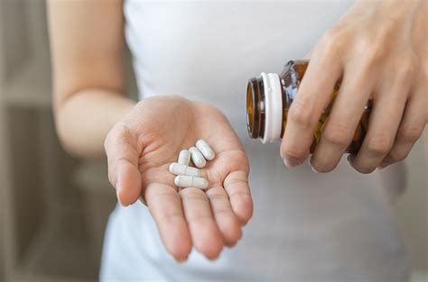 clindamycin manfaat dosis  efek samping halodoc