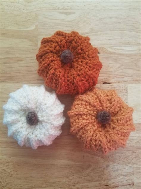 Set of 3 Crochet Pumpkins Thanksgiving Decorations Harvest - Etsy