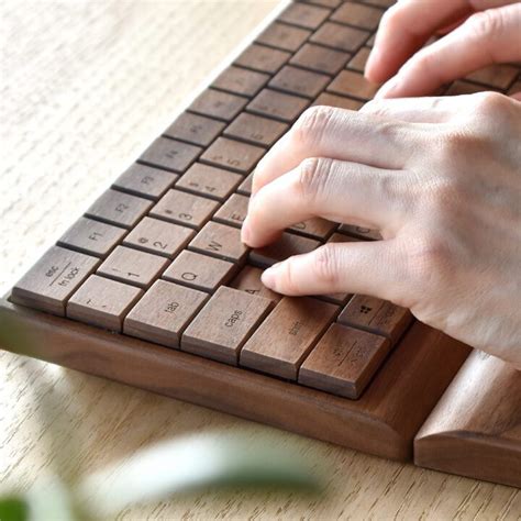 Wireless Wooden Computer Keyboard – Wicked Gadgetry