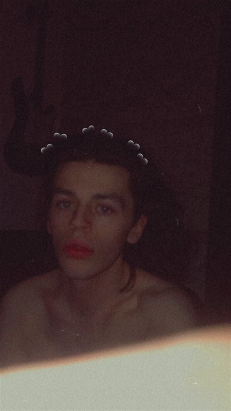 thomasvoice1975 OnlyFans - Free Trial - Photos - Socials | FansMetrics.com