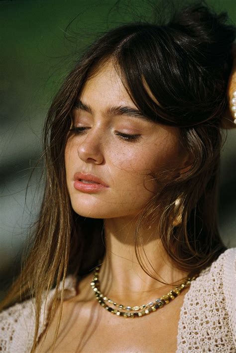 Ella Cervetto – Gracing the Lens in a September Photographic Session