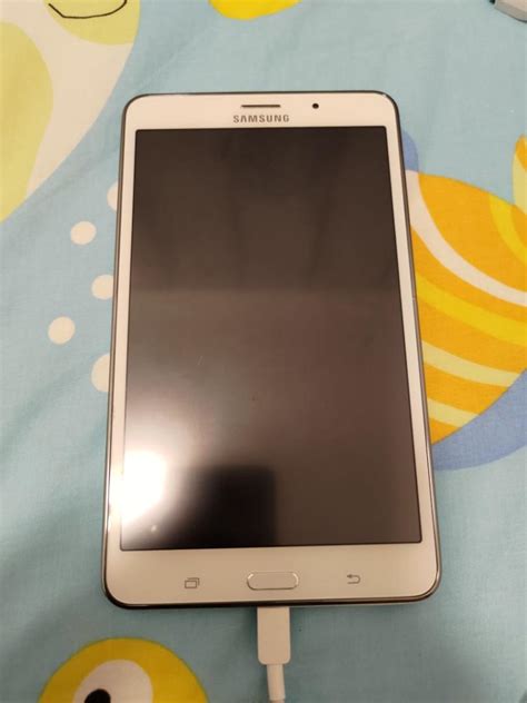 Samsung tab 4 7.0 inch tablet, Mobile Phones & Gadgets, Tablets, Android on Carousell